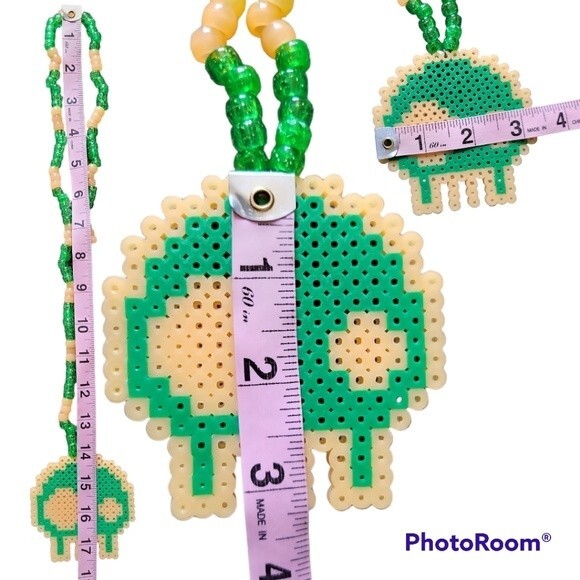 Glow in the Dark Orange Skull PonyBead-Perler Necklace - Picture 3 of 3